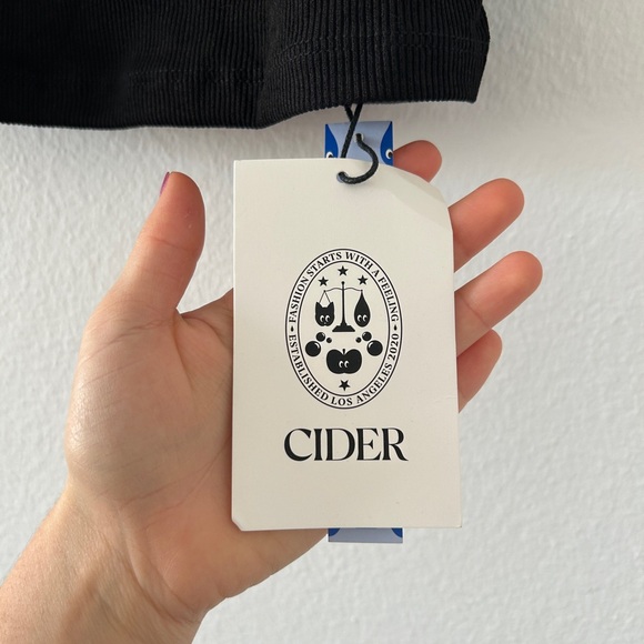 Black Ribbed Shirt - Picture 3 of 4